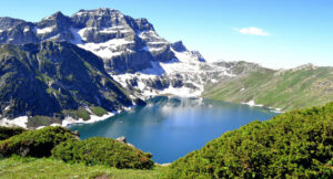 Trekking To The Beautiful Lake Of Kashmir 5 Nights / 6 Days